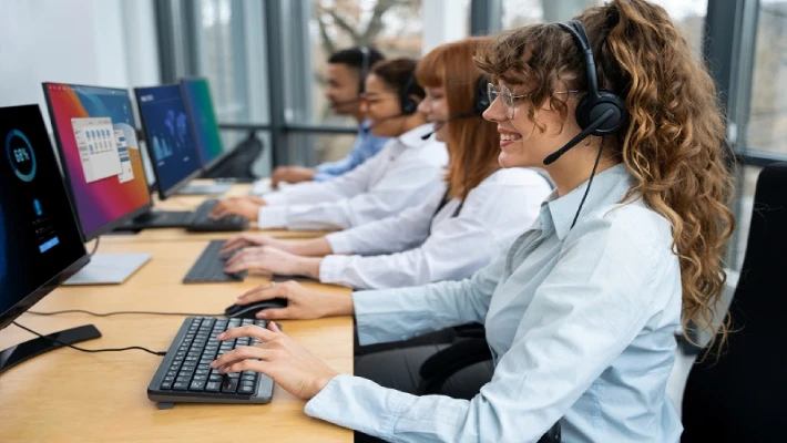 call-center-support-single Image